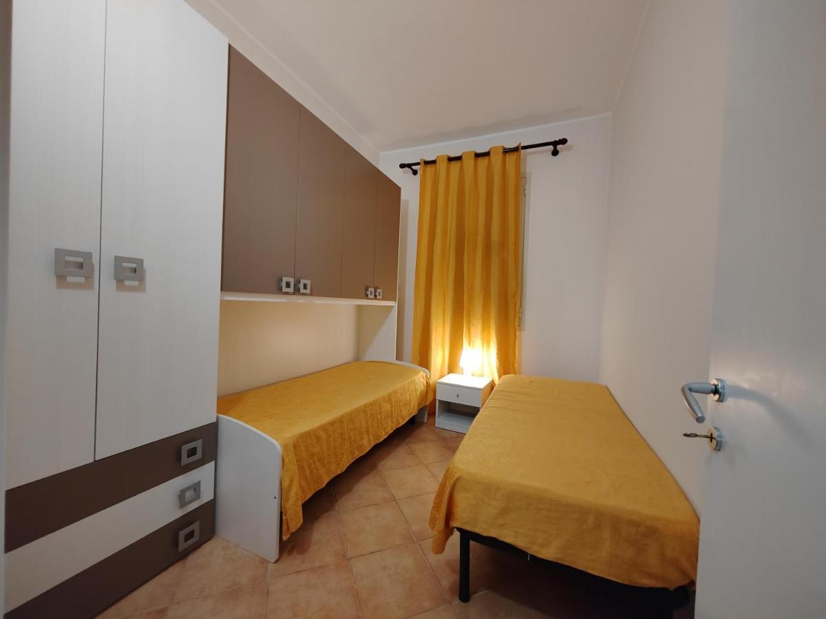 Xenia Garden 2 Apartment Avola Luaran gambar